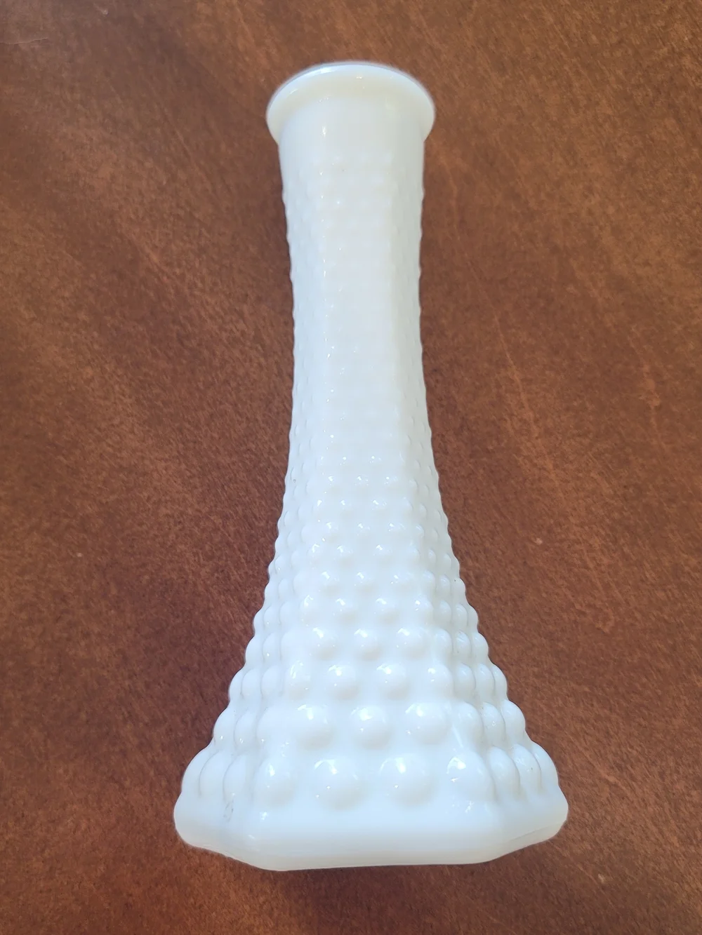 MCM EO BRODY Milk Glass Hobnail Bud Vase Model 175 Tiny Flaw 6 Inches